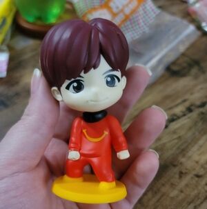 BTS BT21 Tinytan McDonald's J-Hope Figure